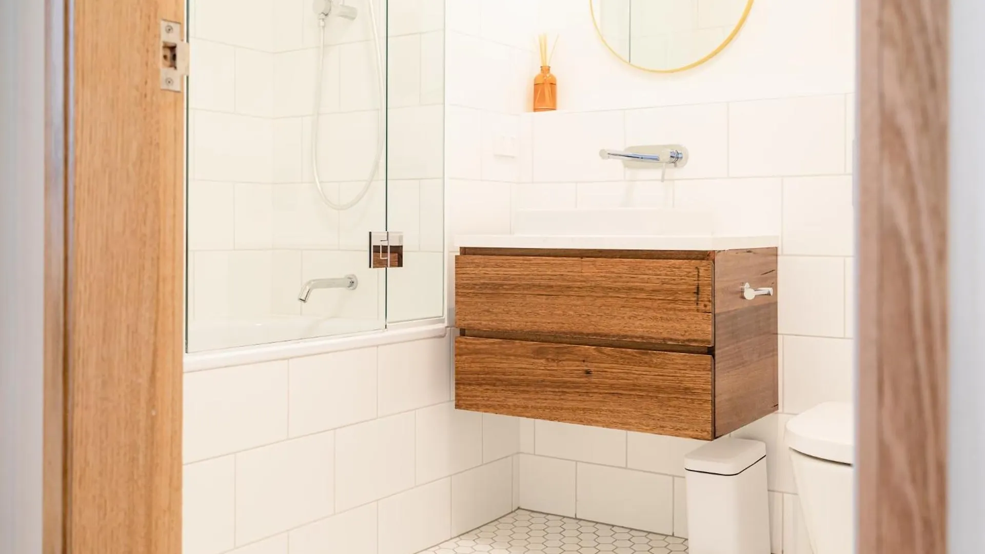 The Rox - Luxe Hobart City Apartment