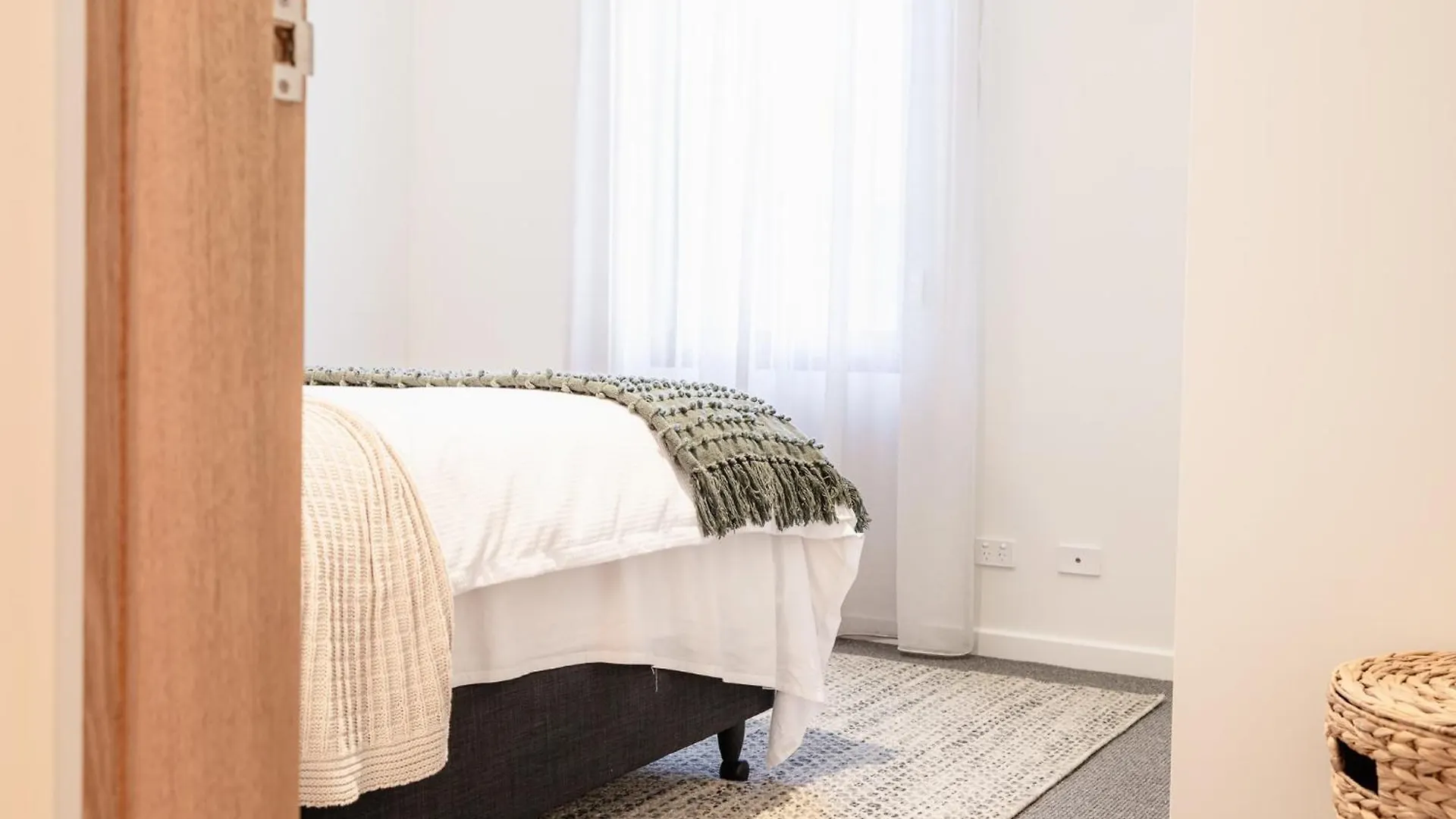 The Rox - Luxe Hobart City Apartment